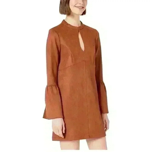 NEW! BCBGMAXAZRIA Women’s S Blouse Top NWT $118 - Picture 1 of 3